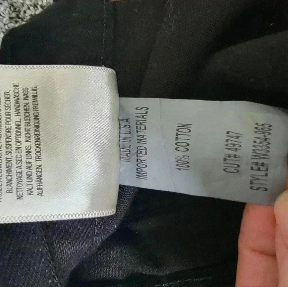 Goldsign the curved jean in black - Picture 8 of 9